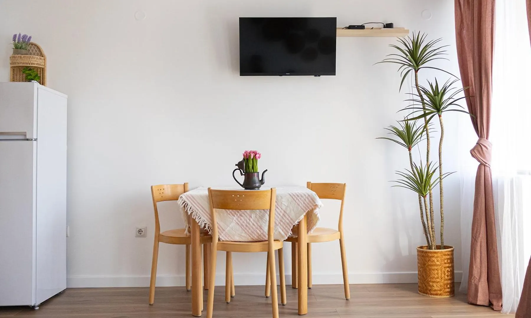 Tulip By Rv Apartments Varna